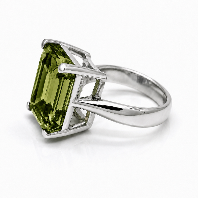 The Olivine Sapphire